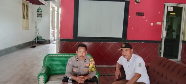 Sebar Himbauan, Bhabinkamtibmas Polsek Jatisari Tekan Pencegahan TPPO