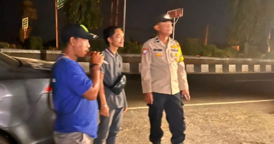 Berikan Rasa aman dan nyaman kepada Masyarakat, Polsek Jatisari Laksanakan Giat Patroli Malam ‎