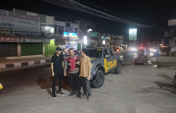 Personel Patroli Polsek Klari Sambangi Warga Kawali Desa Pancawati ‎