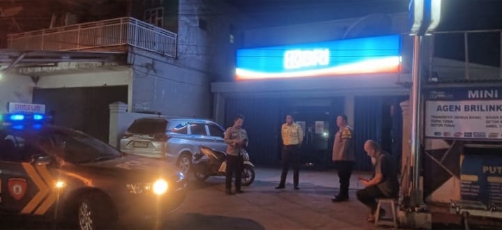 Cek Situasi Bank BRI, Polsek Jatisari Lakukan Patroli KRYD Siang