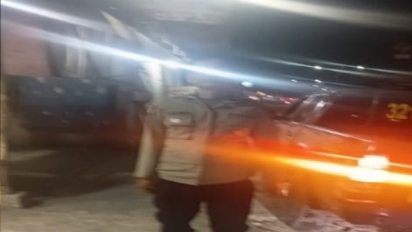 Polsek Klari Polresta Karawang Lakukan Patroli Blue Light Malam
