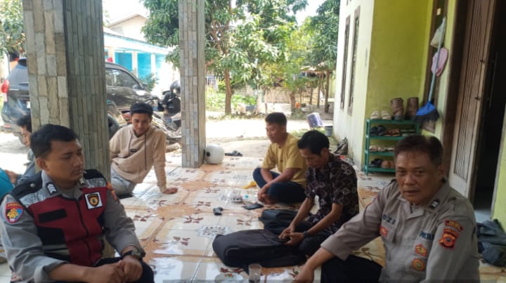 Polsek Telukjambe Barat Edukasi Orangtua Terkait Bahaya Kenakalan Remaja