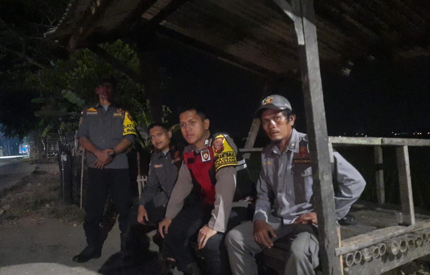 Bhabinkamtibmas Polsek Telagasari Gencar Lakukan Pembinaan Siskamling, Antisipasi Gukamtibmas di Lingkungan Masyarakat