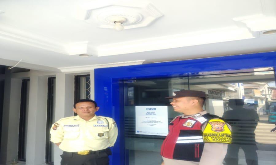 Kunjungi BRI Gempol Patroli Prekat Polsek Banyusari di Siang Hari