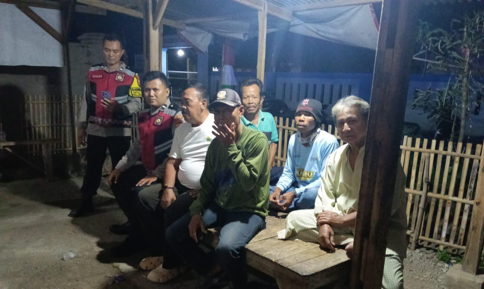 Bhabinkamtibmas Polsek Telagasari Laksanakan Siskamling, Antisipasi Gukamtibmas Bersama Warga Binaan