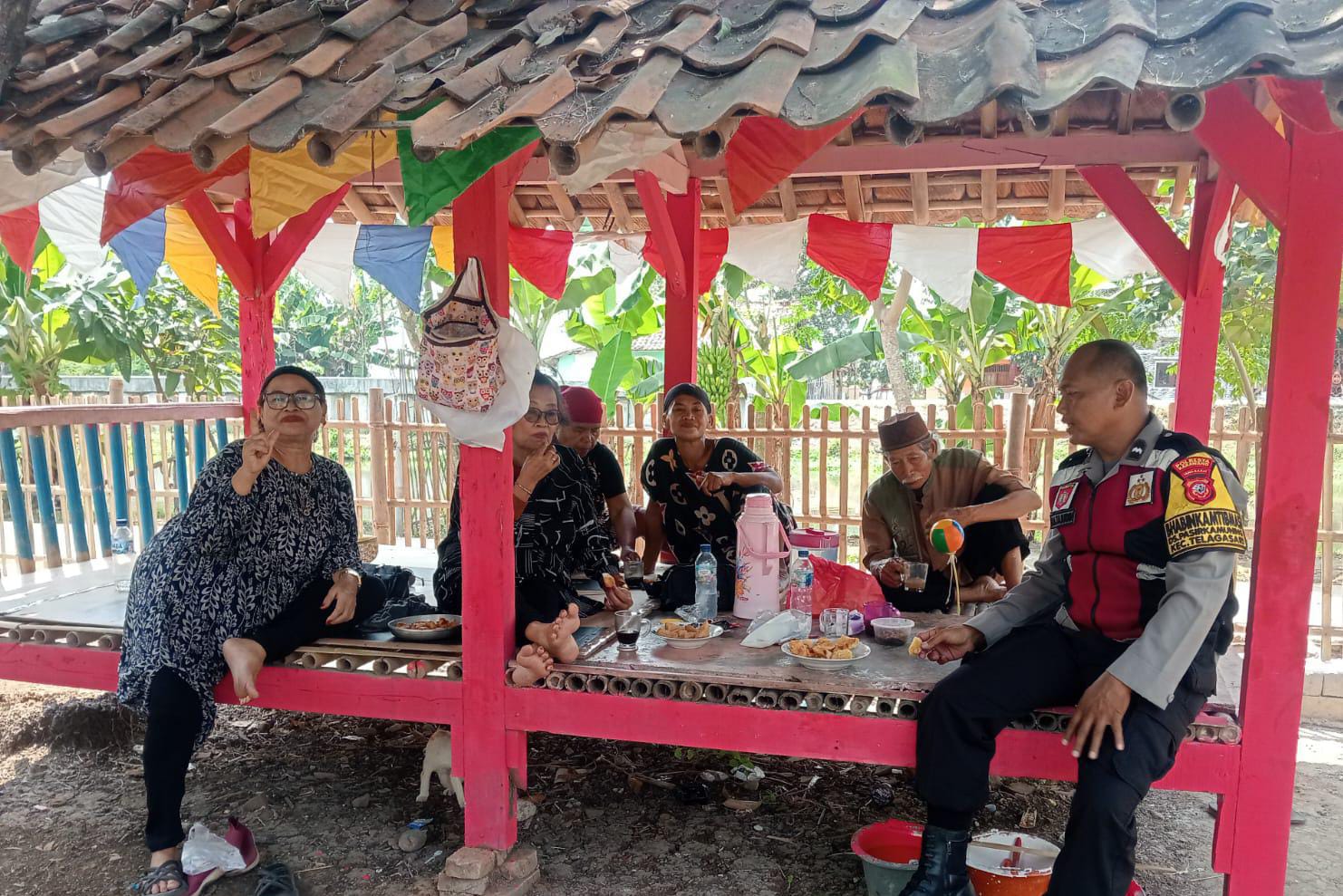 Bhabinkamtibmas Polsek Telagasari Rutin Sambangi Warga Binaan Untuk Sebar Himbauan TPPO