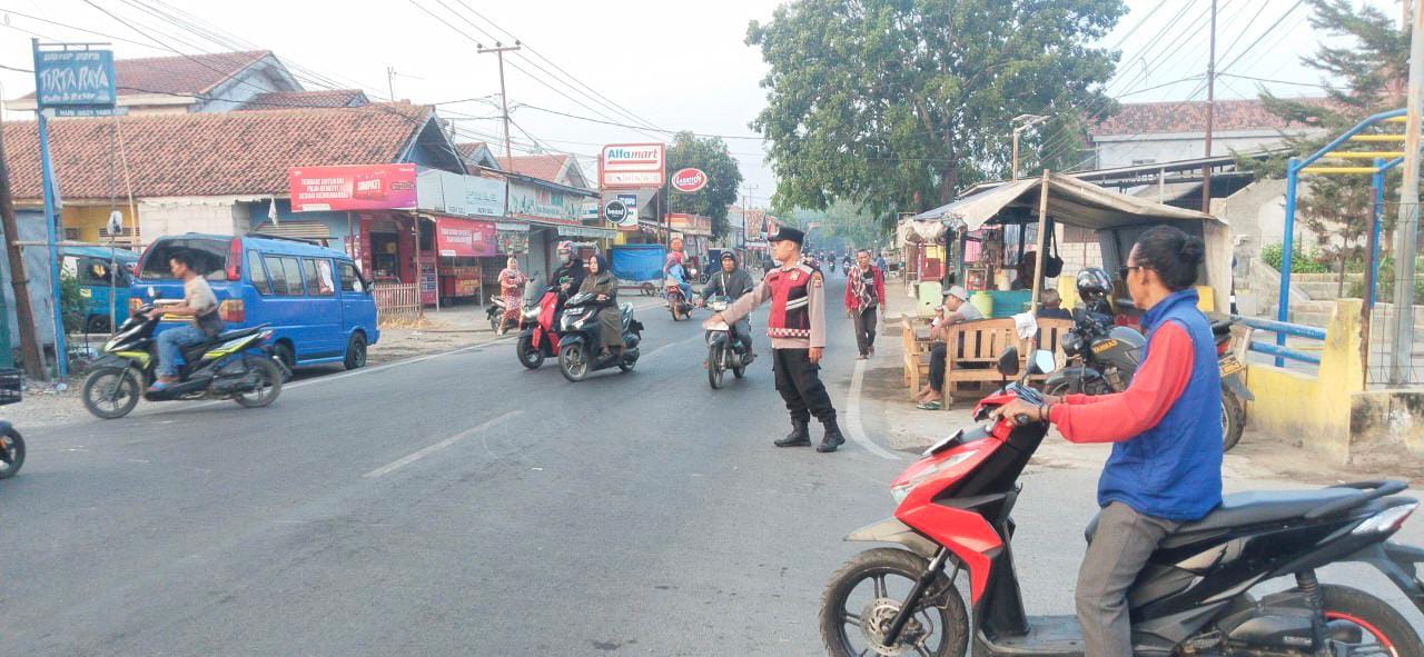 Prekat Polsek Banyusari Giat Patroli Jalan Raya Antisipasi Kejahatan