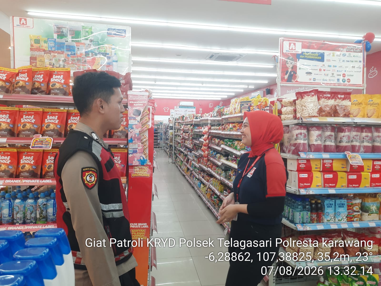 Polsek Telagasari Laksanakan Patroli Cegah Gukamtibmas di Sekitar Pertokoan