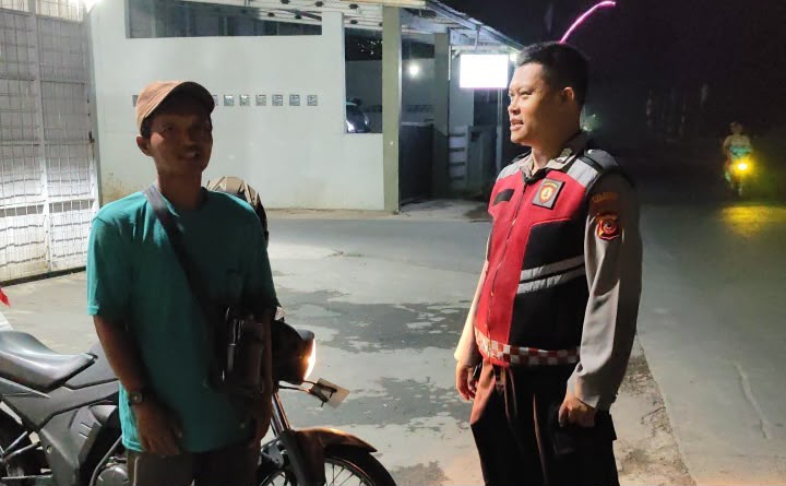 Prekat Polsek Banyusari Giat Patroli Jalan Raya Antisipasi Kejahatan