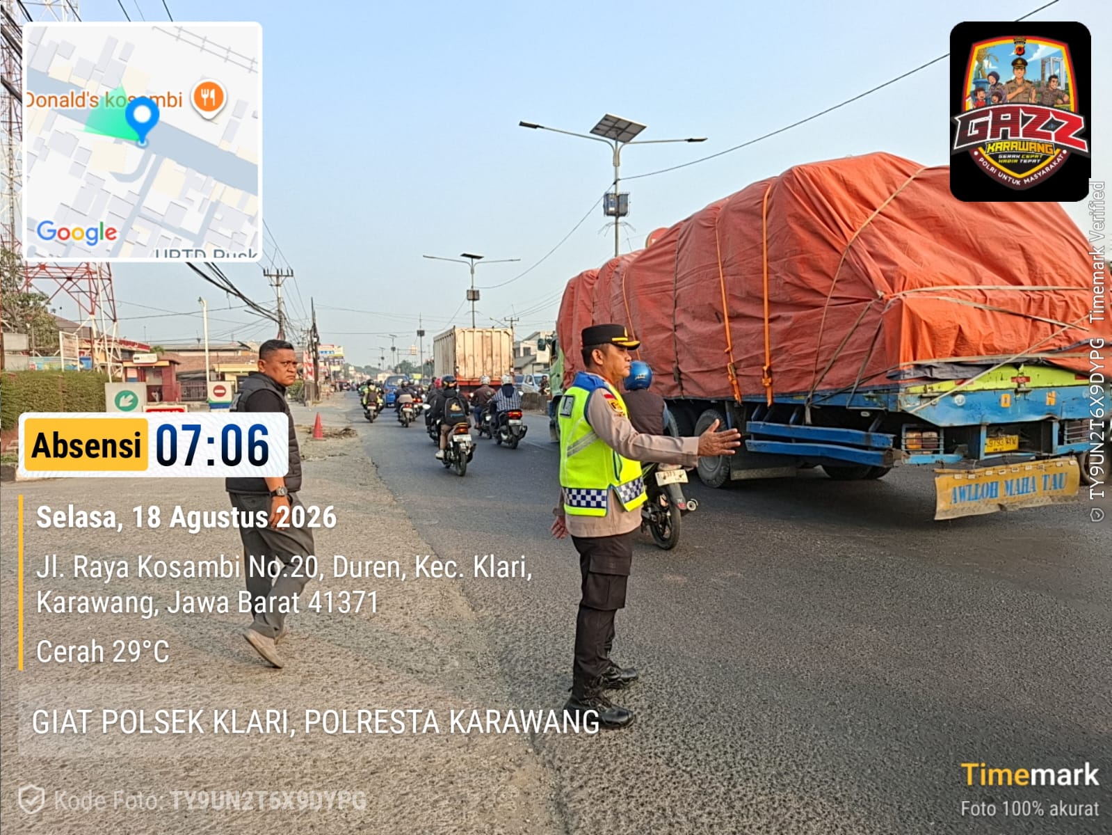 Kapolsek Klari Pimpin Patroli Sapa Pagi Gatur Lalin, Berikan Pelayanan Terbaik kepada Warga ‎