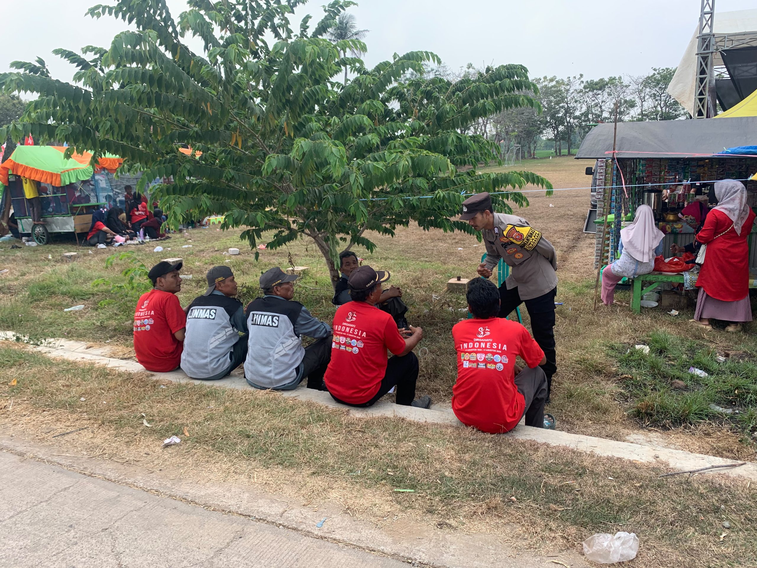 Bhabinkamtibmas Polsek Telagasari Gelar Penyuluhan Pencegahan Kenakalan Remaja di Desa Binaan