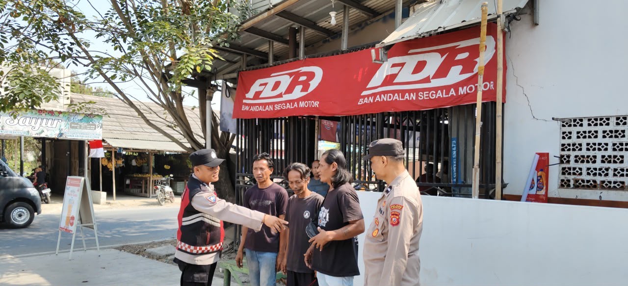 Prekat Polsek Banyusari Sosialisasikan Bahaya TPPO