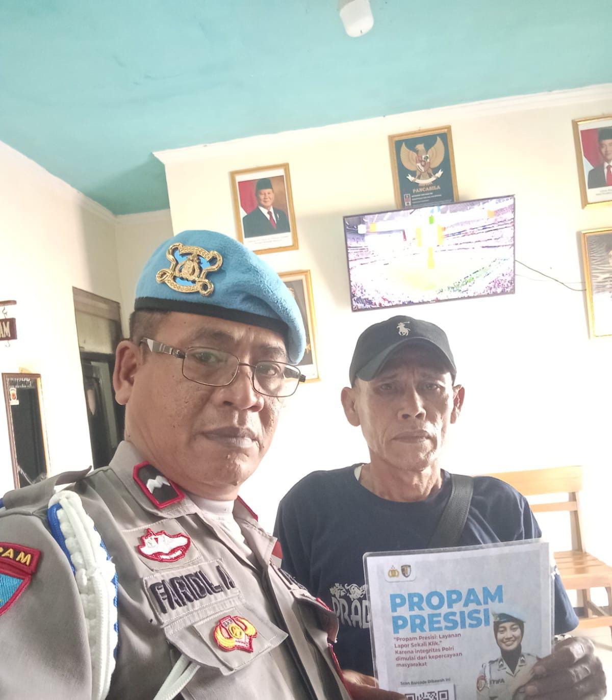 Polsek Banyusari Melaksanakan Giat Sosialisasi QR Barcode ke Masyarakat Pengaduan ke Divisi Propam Polri Bidpropam Polda Jabar