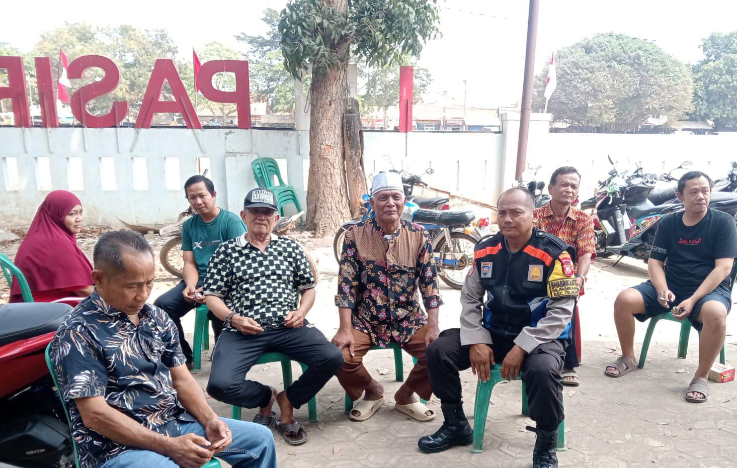 Cegah Penyebaran TPPO, Bhabinkamtibmas Polsek Telagasari Sebar Himbauan Kepada Masyarakat