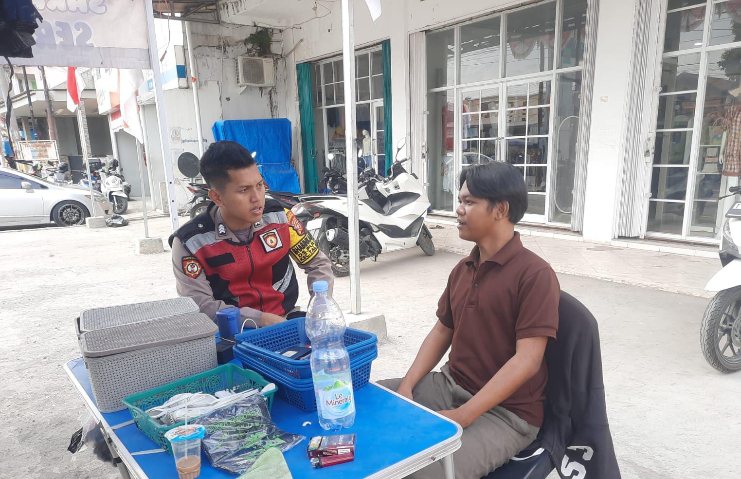 Bhabinkamtibmas Polsek Telagasari Cegah Kenakalan Remaja Lewat Giat Binluh