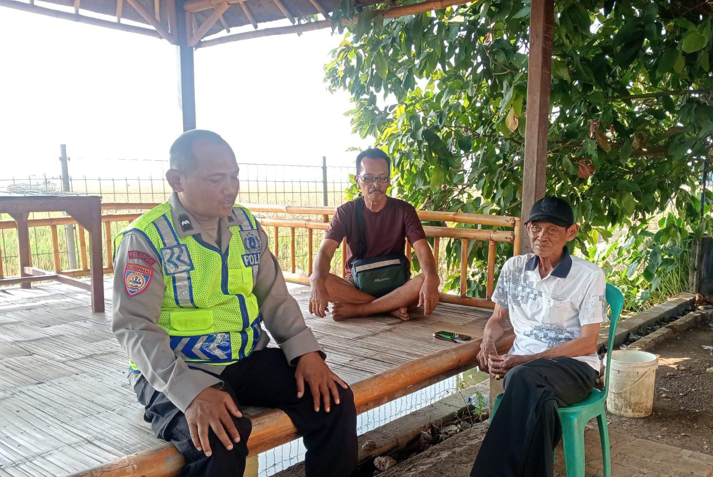 Jaga Kondusifitas Lingkungan, Bhabinkamtibmas Polsek Telagasari Sampaikan Himbauan Kepada Warga Binaan