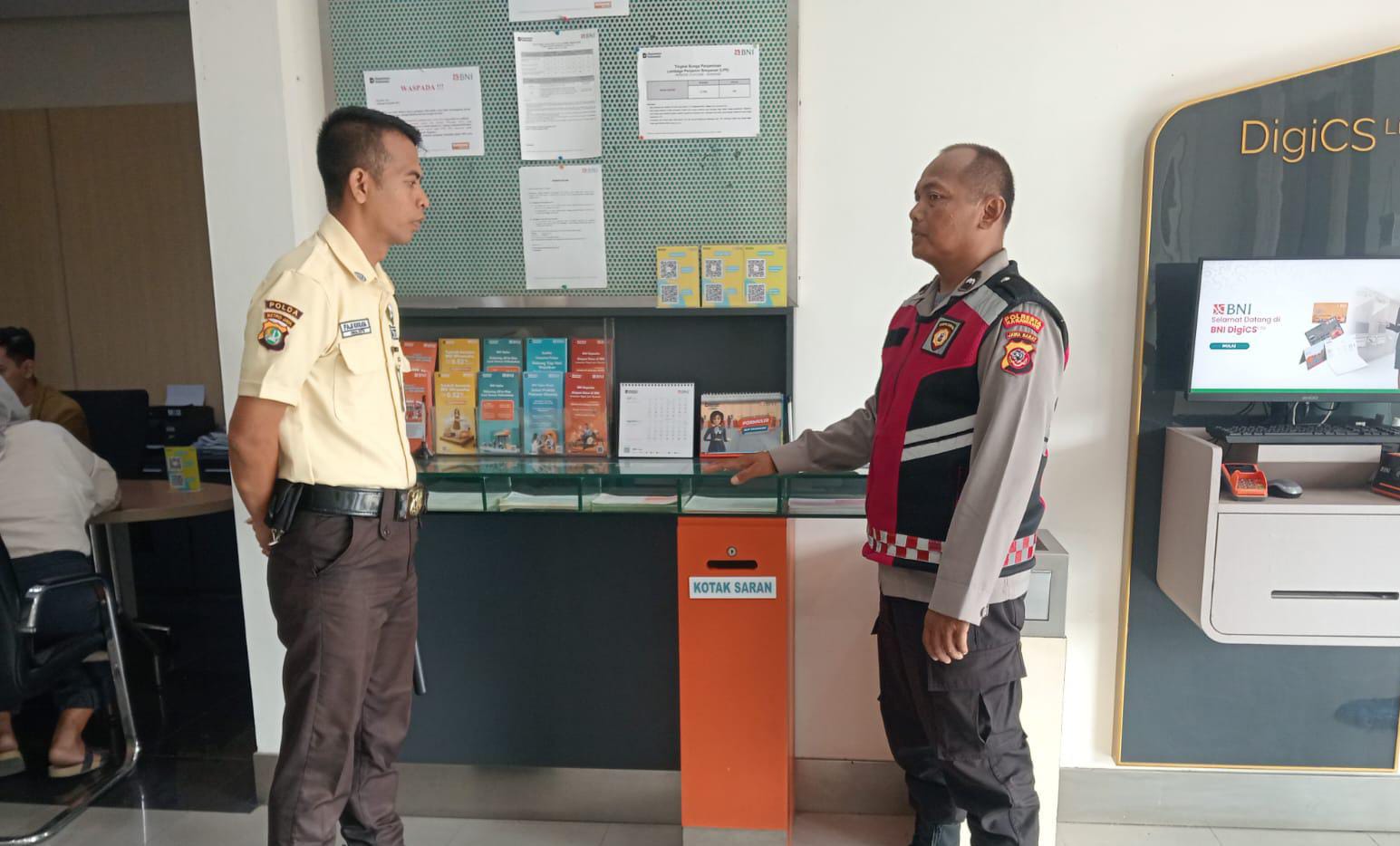 Personil Polsek Telagasari Laksanakan Patroli Rutin di Sekitar Bank dan Objek Vital Cegah Gukamtibmas dan C3