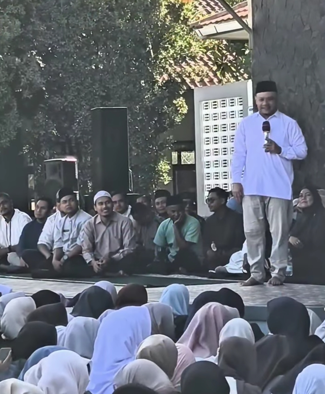 Asep Syamsudin Ajak Pelajar SMAN Rancaekek Jadikan Maulid Nabi Momentum Perkuat Akhlak