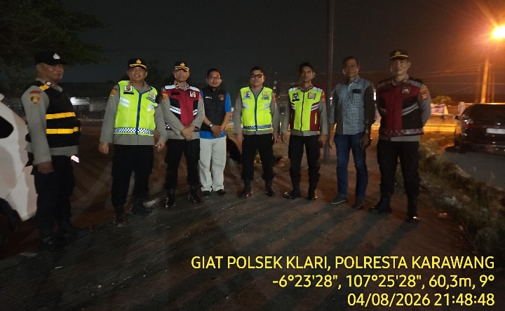 Kapolsek Klari Terjun Langsung Pimpin Patroli KRYD Skala Besar Amankan Objek Vital Di Wilayah Klari 