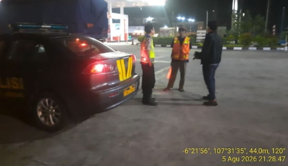 Polsek Jatisari Lakukan Patroli KRYD Malam, Sasaran SPBU Jatisari