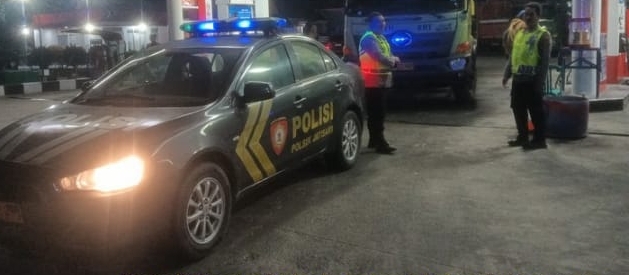 Polsek Jatisari Melaksanakan Patroli KRYD Mlam Sasaran SPBU Jatisari