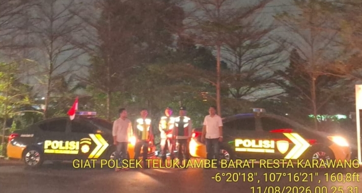 Patroli Polsek Telukjambe Barat Melaksanakan Patroli Malam, Sapa Warga di Perbatasan Telukjambe Barat dan Telukjambe Timur