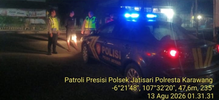 Polsek Jatisari Melaksanakan Patroli KRYD Sapa Warga Malam Hari,, Sasaran Parkiran Depan RS Medika