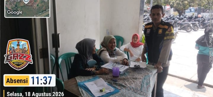Bhabinkamtibmas Polsek Jatisari Patroli Sapa Warga Bersama Ibu-Ibu PKK Desa Jatisari