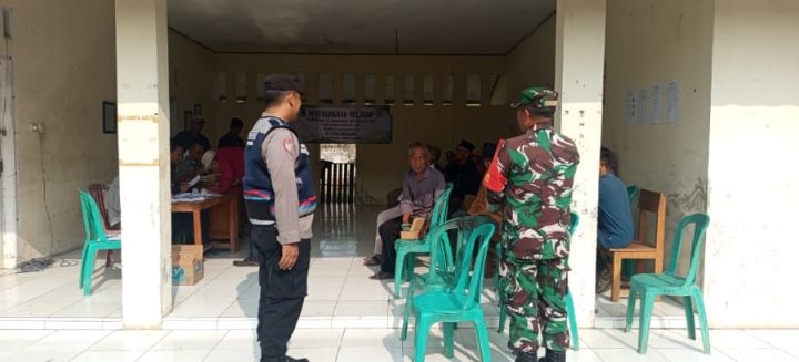 Personil Polsek Jatisari Giat Monitoring Pelaksanaan Pemilihan Anggota BPD di Wilayah Jatisari