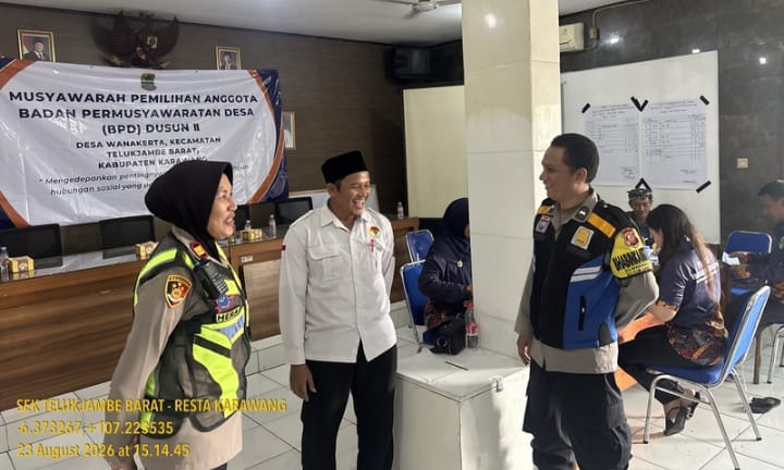 Kapolsek Telukjambe Barat Terjun Langsung Monitoring Kegiatan Pemilihan Anggota BPD