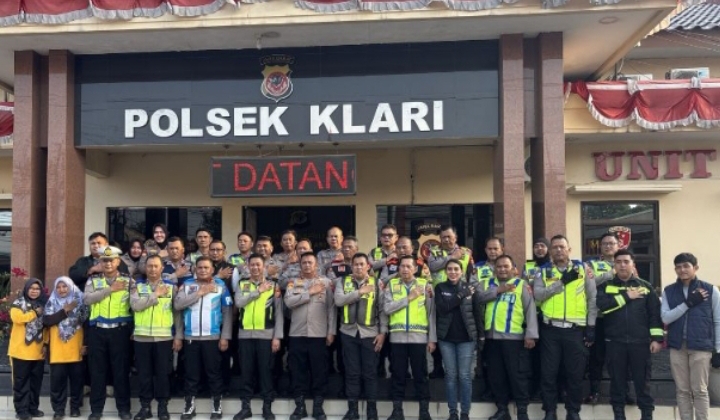 Kapolsek Klari Kompol Bambang Sumitro Sambut Kunjungan Kerja Kapolresta Karawang Bersama Rombongan PJU