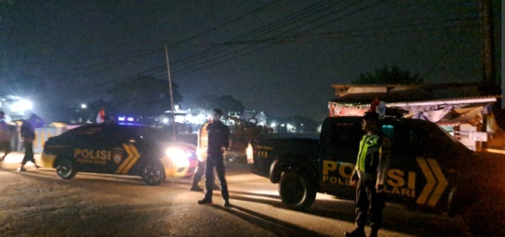 Malam Minggu, Polsek Klari Lakukan Patroli Antisipasi Tawuran, Sasar Jembatan Belendung