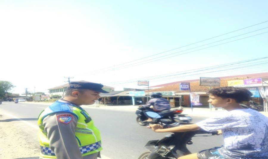 Prekat Polsek Banyusari Giat Patroli Jalan Raya Antisipasi Kejahatan