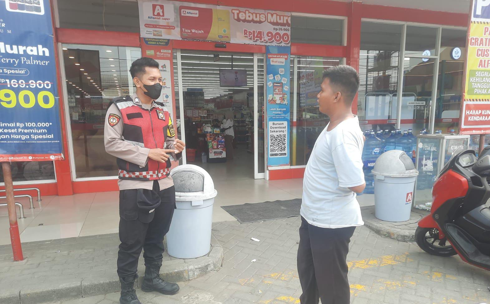 Bhabinkamtibmas Polsek Telagasari Beri Himbauan Masyarakat Untuk Waspada Terhadap TPPO