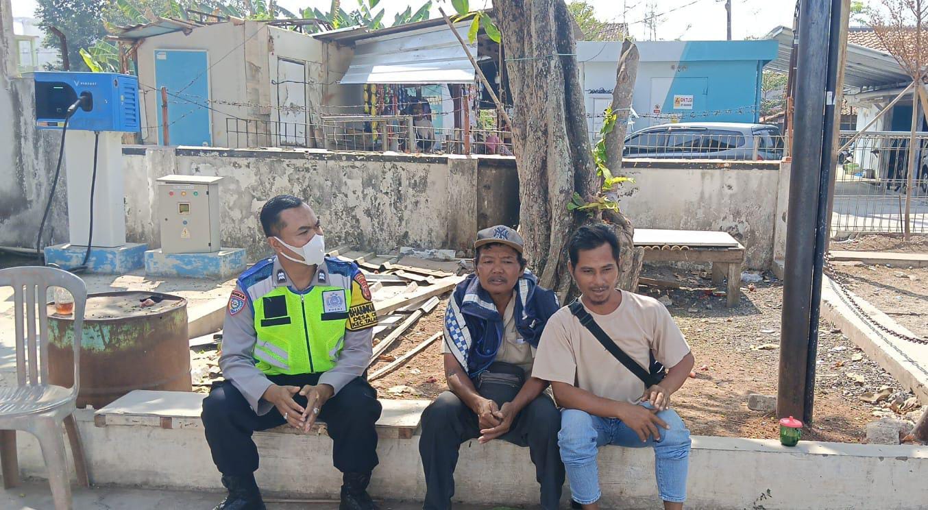 Bhabinkamtibmas Polsek Telagasari Ingatkan Warga Tetap Waspadai TPPO