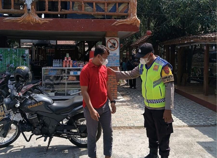 Kunjungi Tirta Raya Gempol Patroli Prekat Polsek Banyusari di Siang Hari