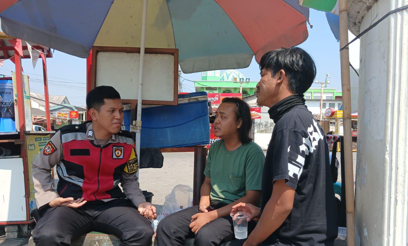 Bhabinkamtibmas Polsek Telagasari Beri Himbauan Masyarakat Untuk Waspada Terhadap TPPO