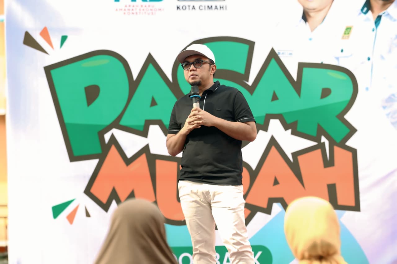 Acep Jamaludin Hadiri Pasar Murah di Rusunawa Cibeureum Kota Cimahi