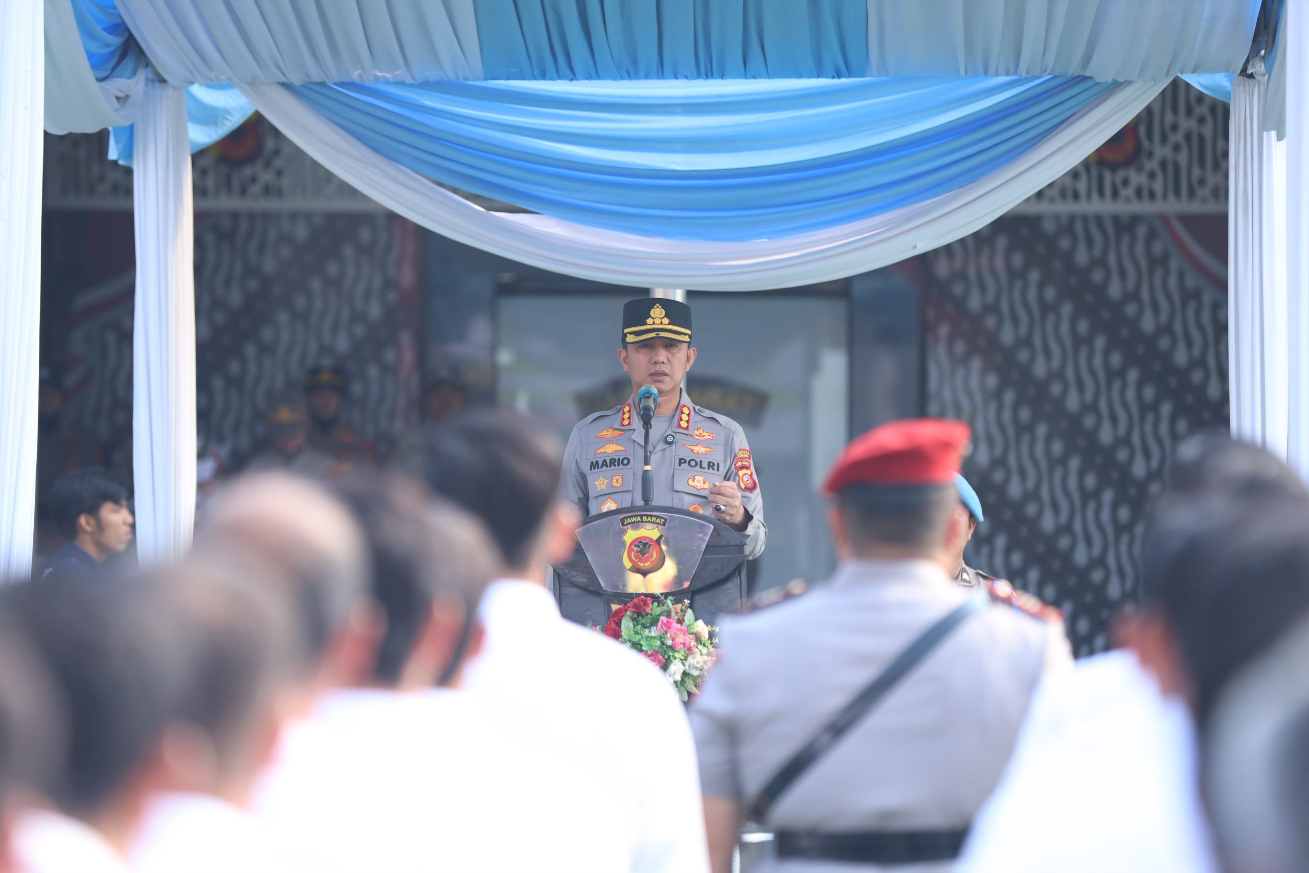Kapolresta Karawang Imbau Masyarakat Jaga Kedamaian Saat Sampaikan Aspirasi