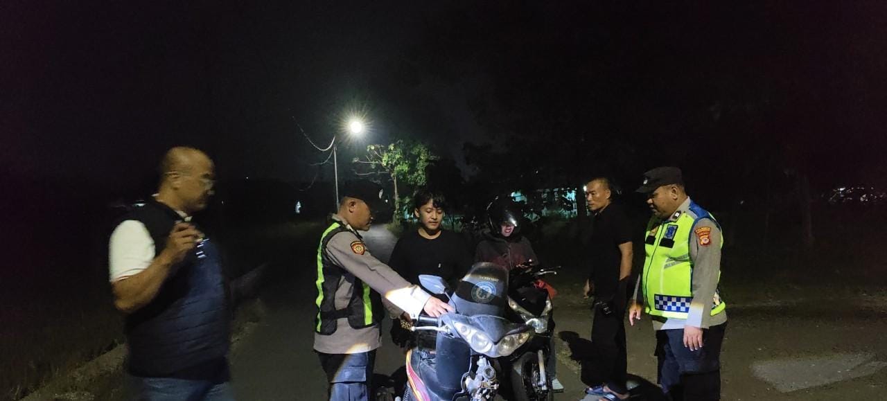 Polsek Banyusari Gencar Melaksanakan Razia Sepeda Motor Berknalpot Brong