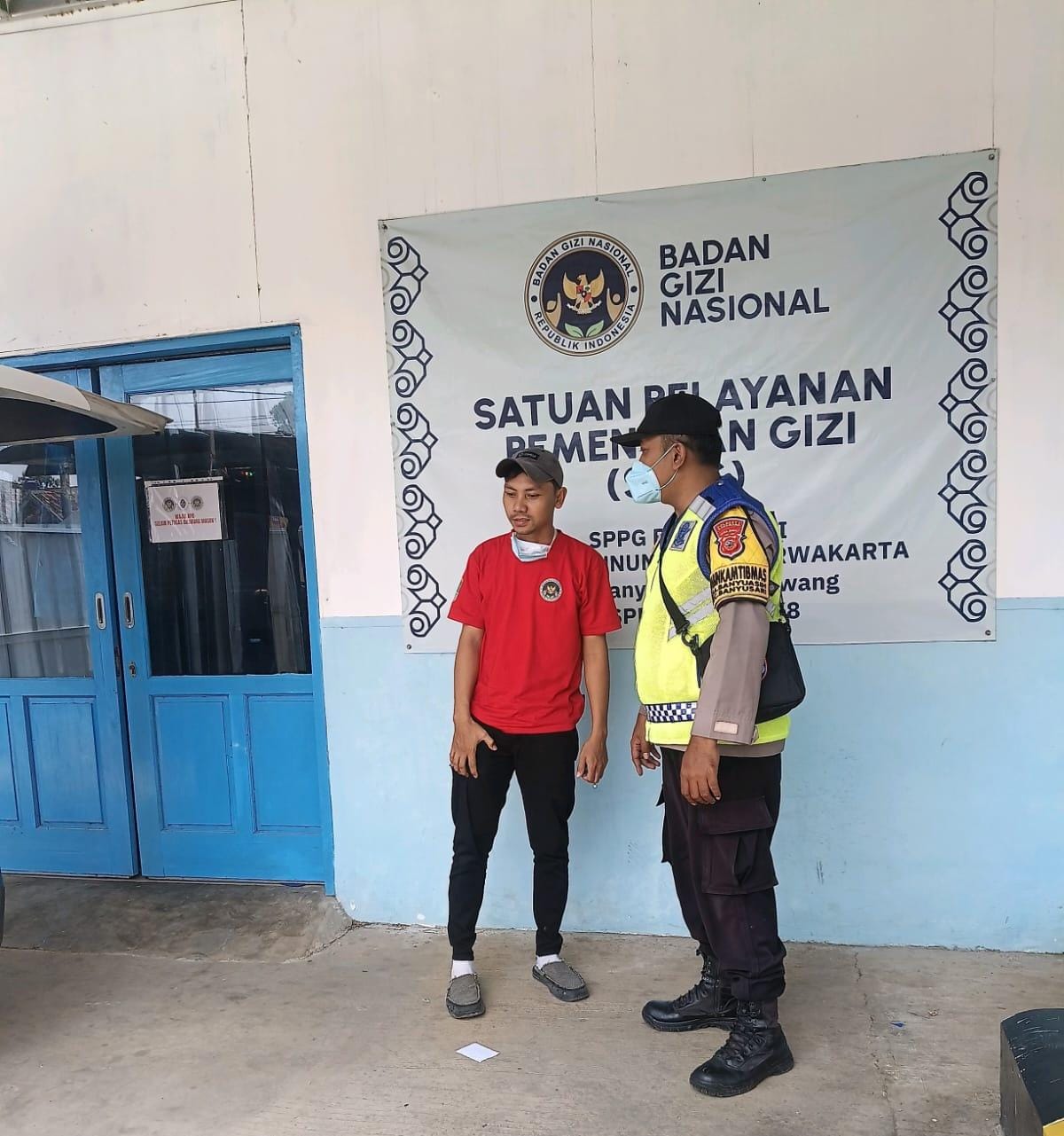 Anggota Polsek Banyusari Melaksanakan Patroli SPPG Desa Banyuasih