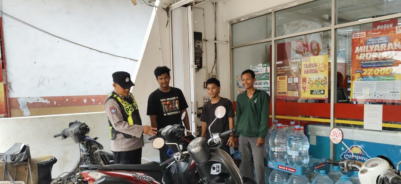 Prekat Polsek Banyusari Sosialisasikan Bahaya TPPO