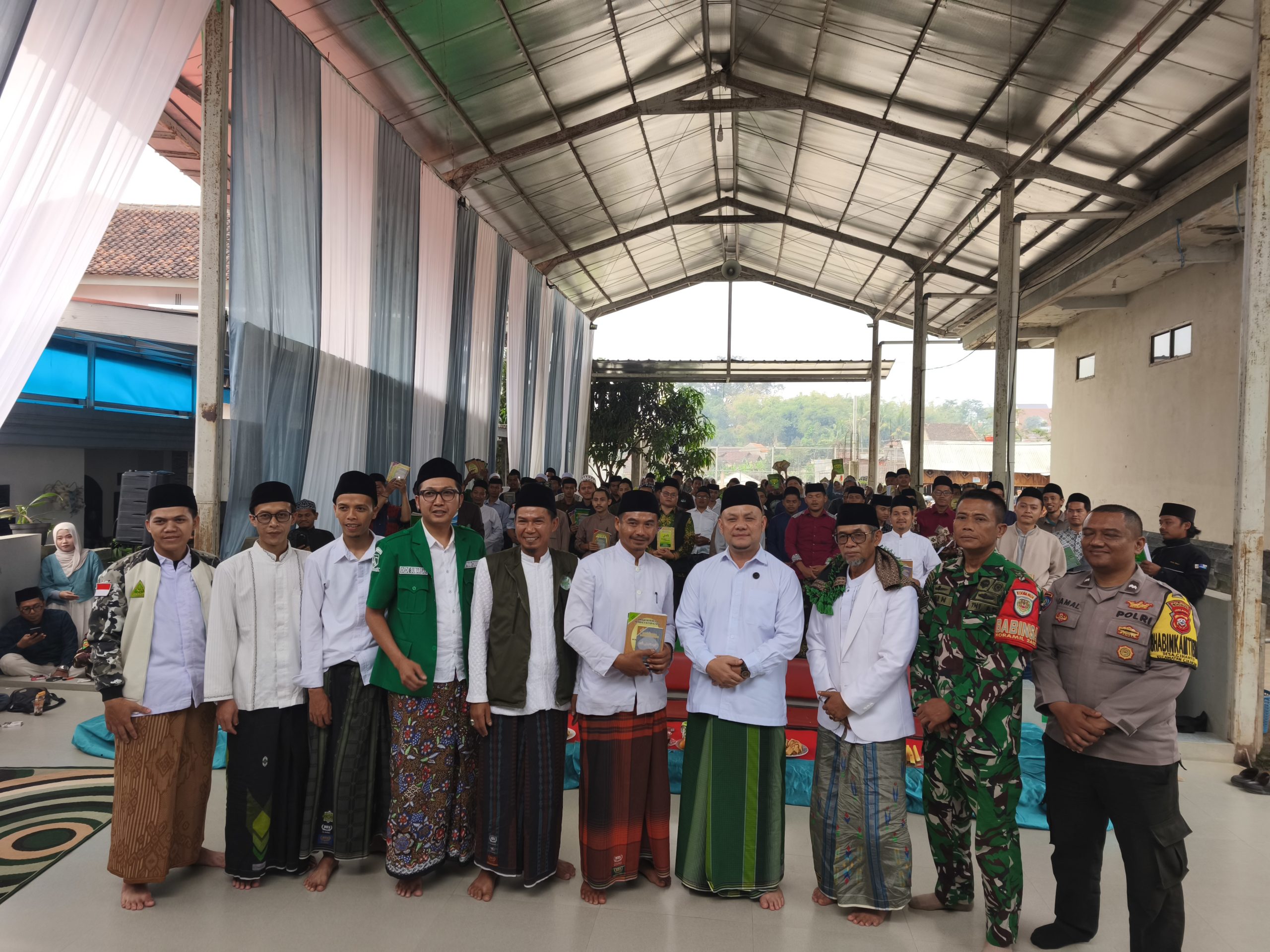 Asep Syamsudin: Penguasaan Kitab Kuning Jadi Bekal Penting Generasi Muda Pesantren