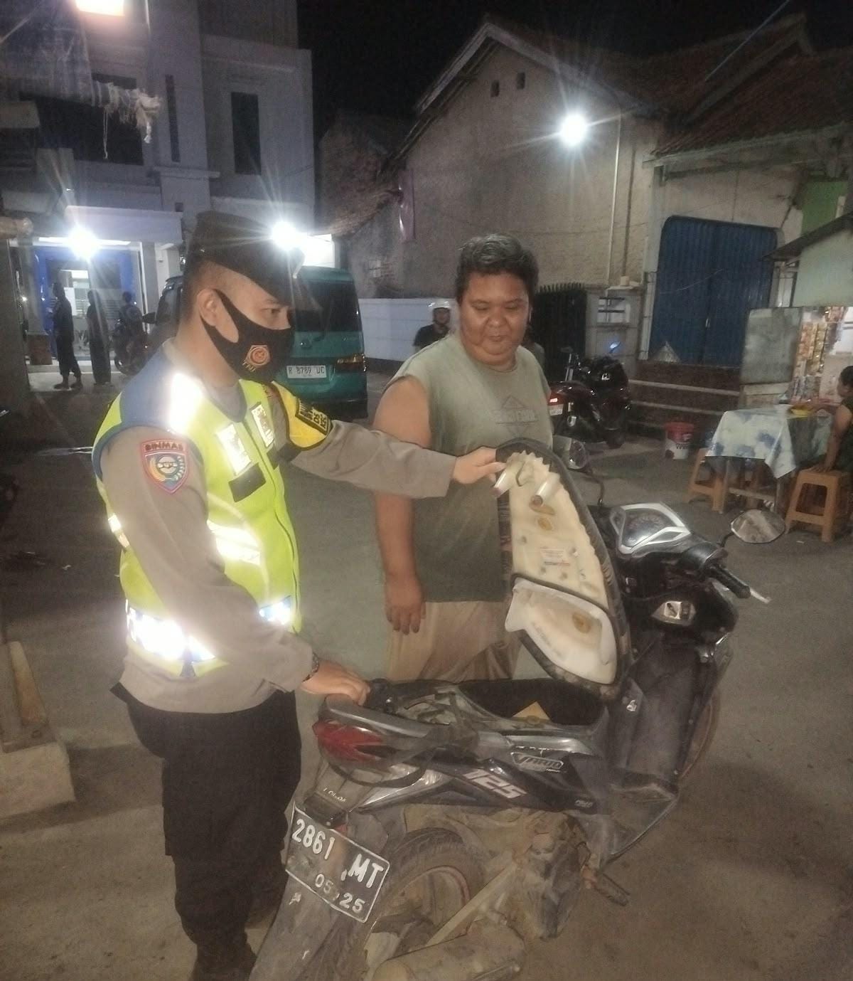 Polsek Banyusari Gencar Melaksanakan Razia Sepeda Motor Berknalpot Brong