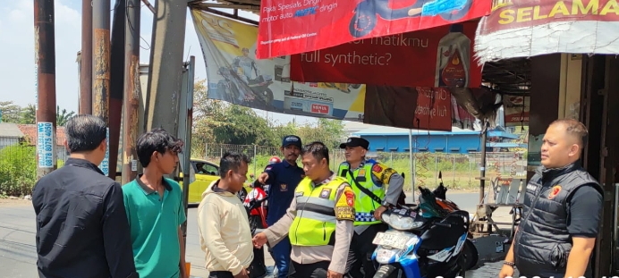 Polsek Klari Laksanakan Patroli Antisipasi Premanisme dan Pungli di Jalan Walahar