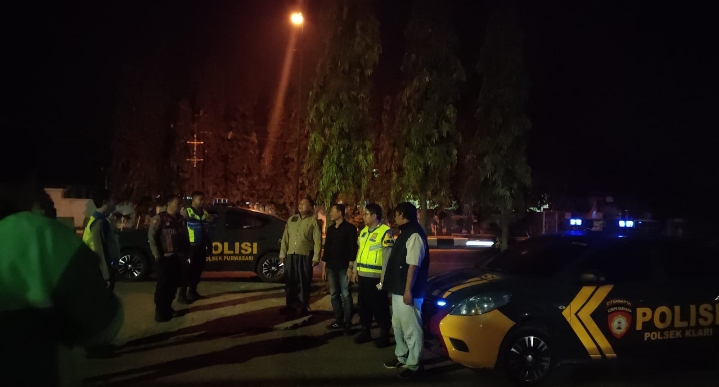 Amankan Perbatasan, Polsek Klari bersama Polsek Purwasari Lakukan Patroli Bersinggungan