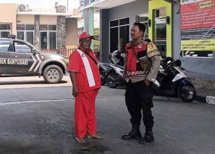 Kunjungi SPBU Gempol Patroli Prekat Polsek Banyusari di Siang Hari