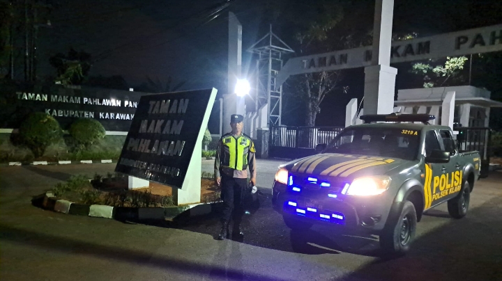 Polsek Klari Laksanakan KRYD di Titik Rawan C3 dan Tawuran