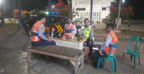Polsek Jatisari Laksanakan KRYD di Area UPPKB Jembatan Timbangan Balonggandu