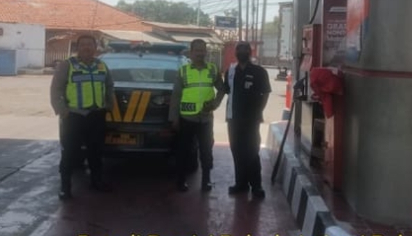 Polsek Jatisari Melaksanakan Patroli KRYD, Sasaran SPBU Balonggandu